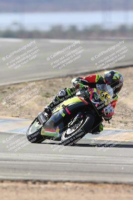 media/Dec-08-2024-CVMA (Sun) [[267e5a7075]]/Race 4-Amateur Supersport Middleweight/